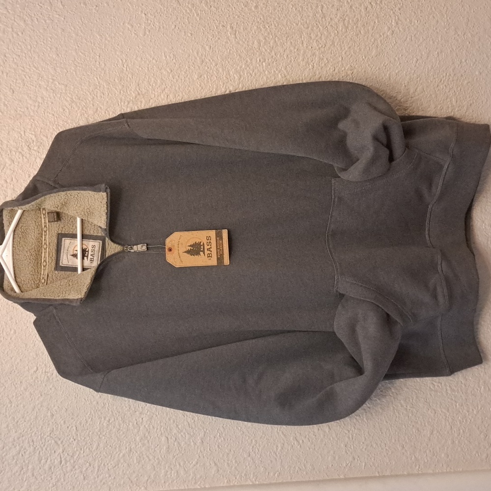 NWT, GH Bass pine ridge fleece,  men's quarter zip , size XL (charcoal Heather)